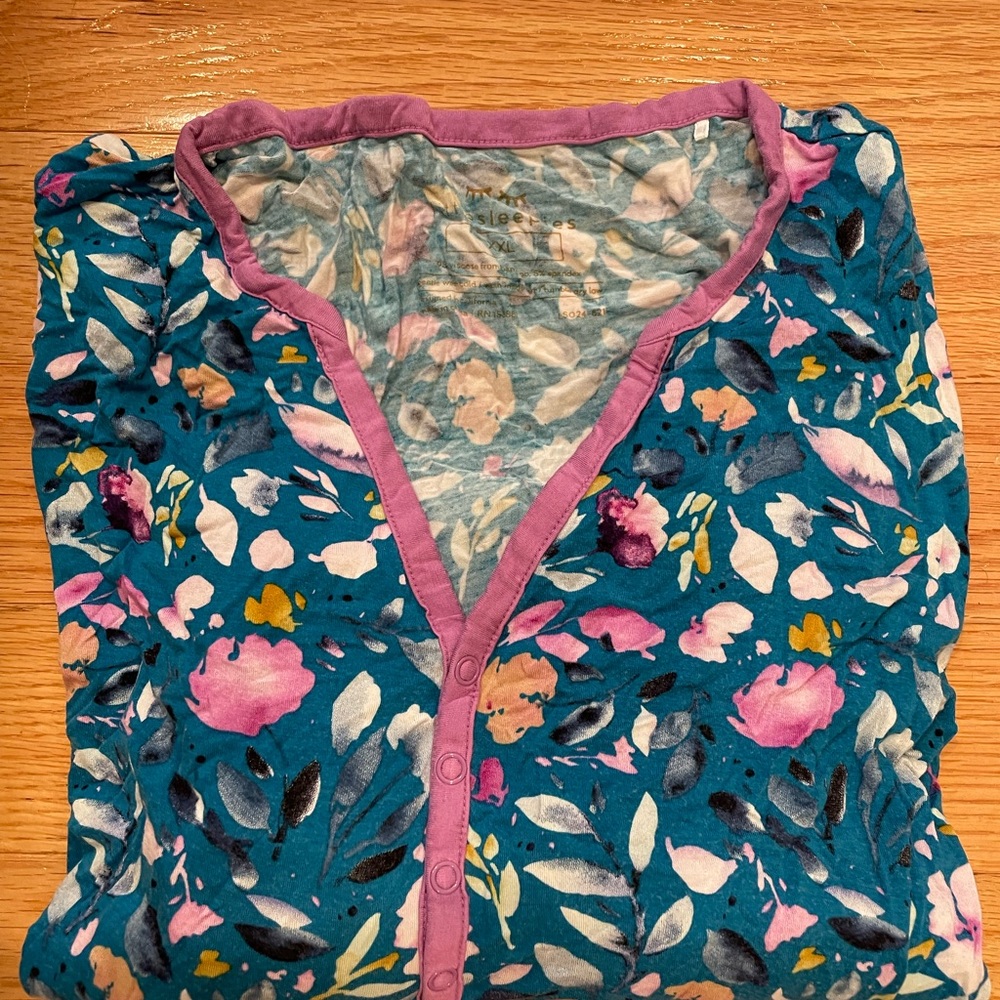 Lot of Little Sleepies.  2 pairs of women’s XXL pajamas